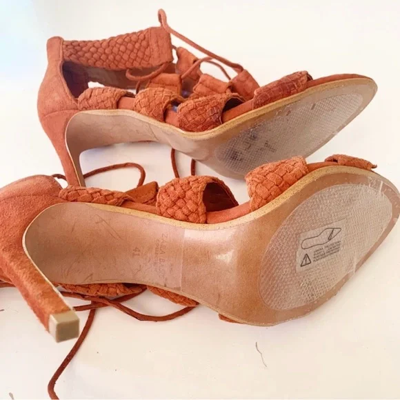 ZARA Braided Leather Suede Strappy
Heel Sandals - Picture 13 of 15